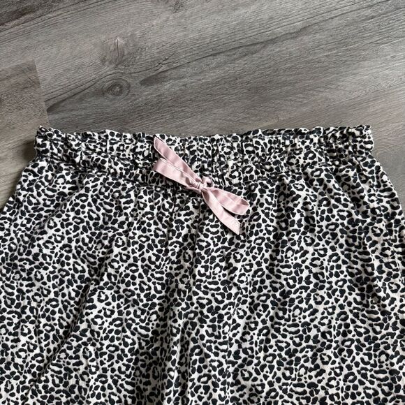Victoria’s Secret Leopard Pajama Pants Black White Medium Pink Tie - Picture 4 of 11